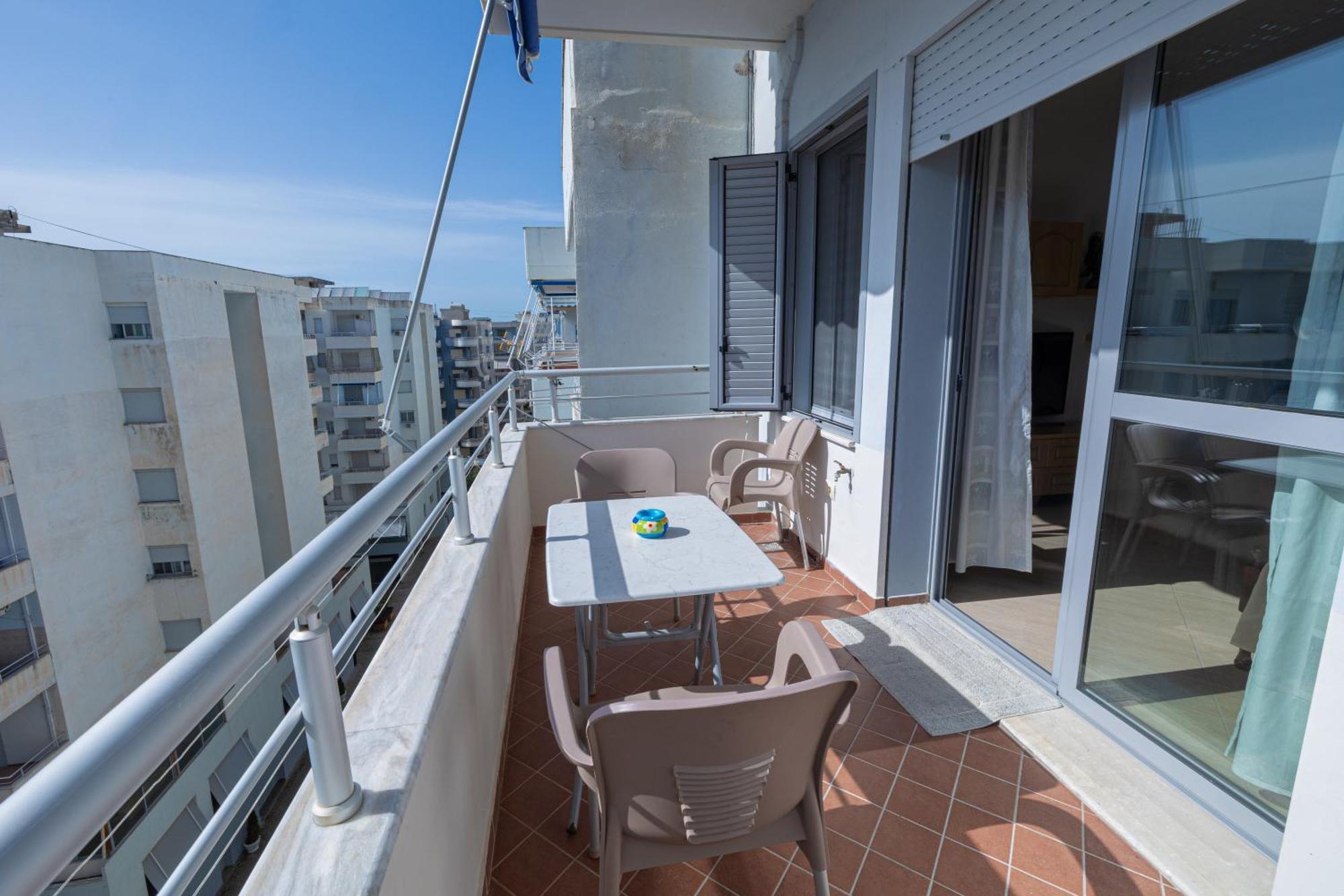 Lucas Apartments Rental Vlorë Exteriör bild